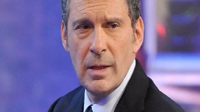 Il conduttore Fabrizio Frizzi.