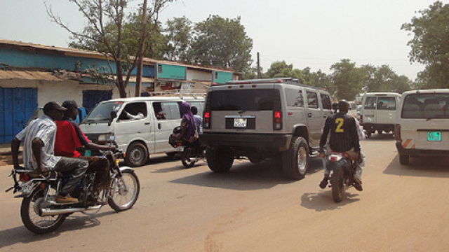 Traffico per le vie di Khartum.