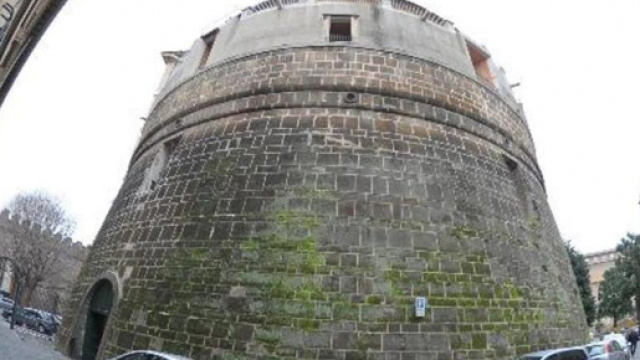 Il Torrione Niccol&ograve; V, sede dello Ior