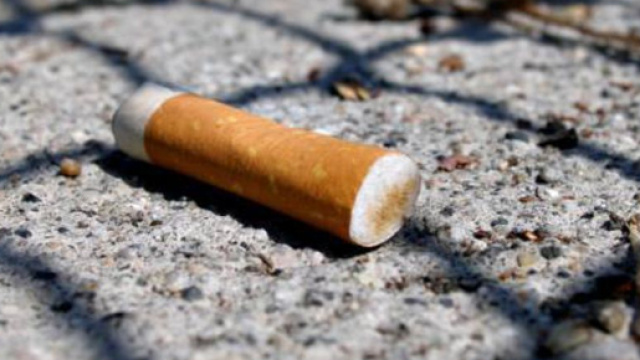 Mozziconi di sigaretta gettati per terra, dieci cittadini multati - baritoday.it