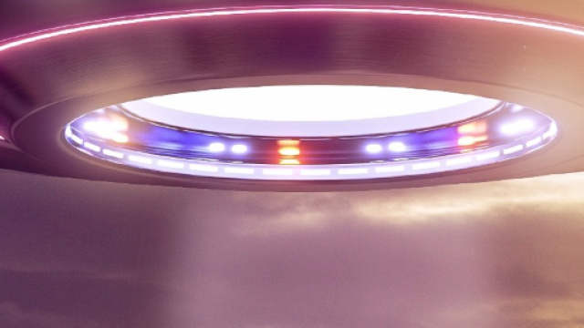 Un UFO &egrave; stato avvistato sopra la Muraglia cinese.