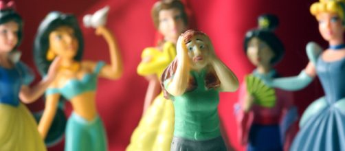 College students feel many pressures within their new environment; [image source: Kevin Dooley/Pressure/Flickr]