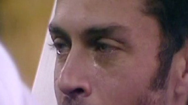 Raffaello Tonon piange al Grande Fratello Vip 2