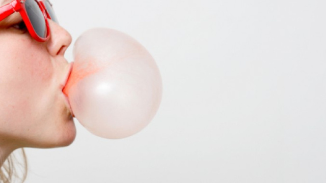 Chewing gum allo xilitolo riducono insorgenza carie - odontoiatrapesaro.it