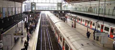 20 palavras e expressões em inglês para usar em transporte público