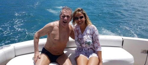 Carlos Alberto de N&oacute;brega e Renata Domingues. (Foto: Reprodu&ccedil;&atilde;o)