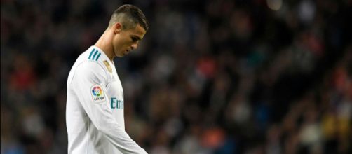 Cristiano Ronaldo decepcionado tras su mal partido.