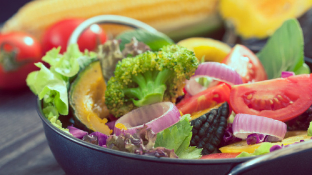 Mangiare cibi sani: &egrave; possibile? - pazienti.it