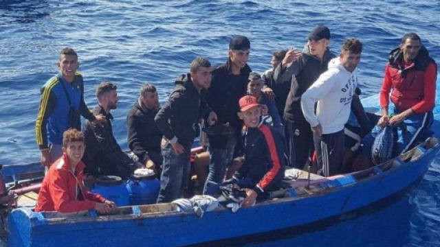 Sardegna: nuovo sbarco di migranti dall'Algeria - newsbella.it