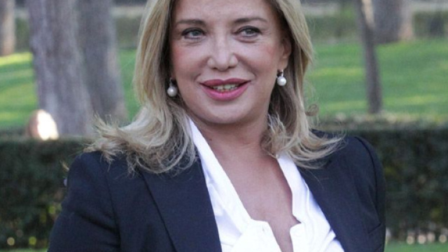 Simona izzo risponde ai rodriguez