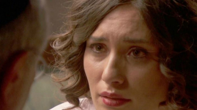 Il Segreto, anticipazioni: Camila scappa da Los Manantiales