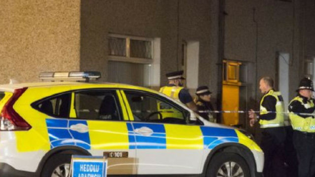 Uccide la bambina di 18 mesi fracassandole il cranio