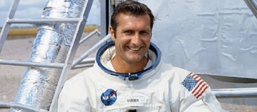 Captain Richard Gordon, USN [image courtesy NASA wikimedia commons]