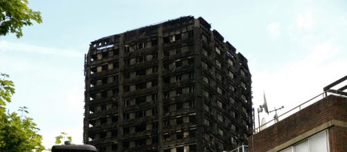 Block tower safety - Image credit CC \ Flickr