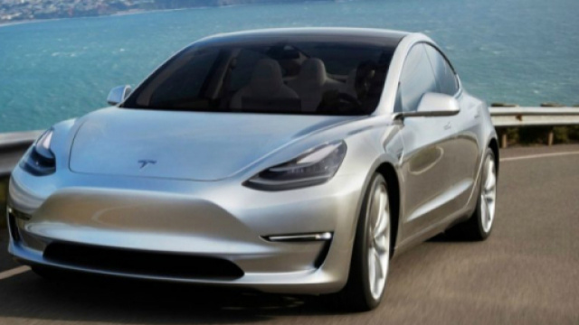 Tesla Model 3, sfornato l'esemplare numero uno. Arriva la sportiva ... - ilfattoquotidiano.it
