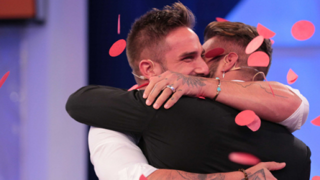 Gossip Uomini e donne: Alex ha scelto, Sara di Temptation Island sul trono.