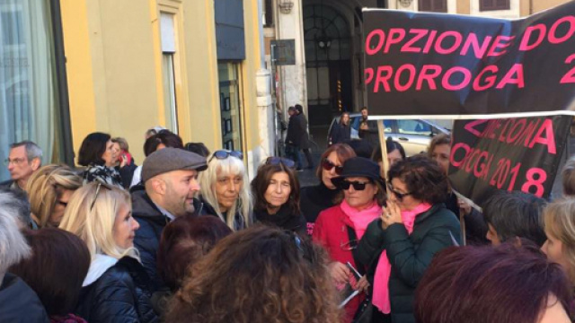 Riforma pensioni, Possibile: pensione anticipata rosa strutturale, foto Fb Opzione donna 2018