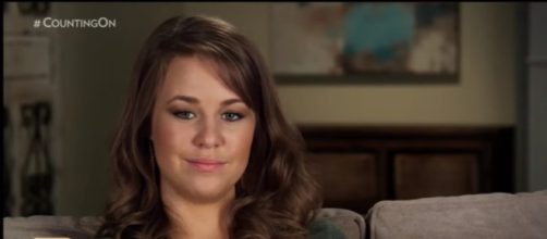 A lot of people are talking about why Jana stays single. -- TLC/YouTube