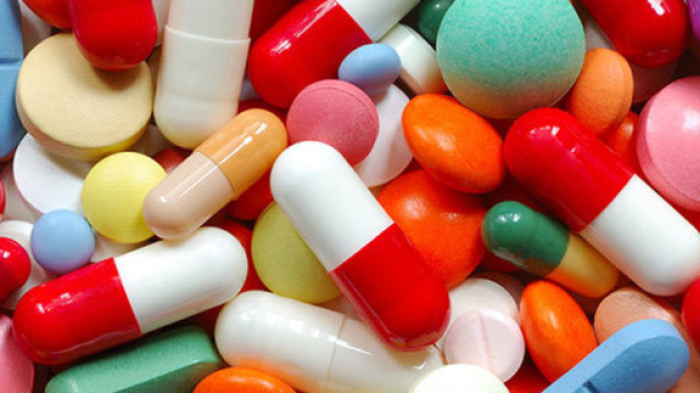 Medicinali, spezzare le pillole per ingoiarle &egrave; dannoso: ecco cosa ... - leggo.it