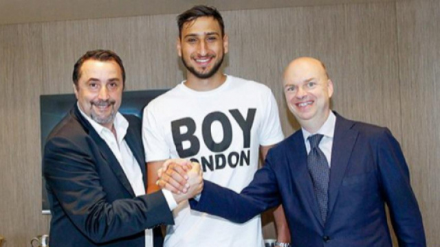 UFFICIALE: Donnarumma firma il rinnovo con il Milan ... - ilbianconero.com