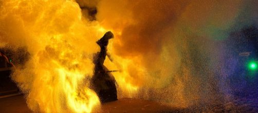 Trump wreaks suffering with his tax bill.- [Image nir_design / Pixabay]