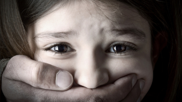 Arrestato pedofilo a Milano, aggrediva ragazzine.
