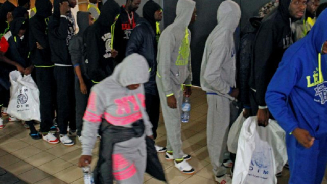 I migranti ivoriani testimoni della schiavit&ugrave; in Libia | Euronews - euronews.com