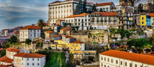 Porto, Portugal - Known for the Best Wine in Portugal - Image credit CCO Public Domain | Pixabay