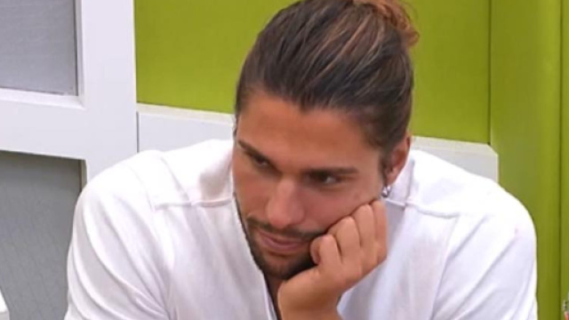 Luca chiarisce come stanno le cose con Ivana