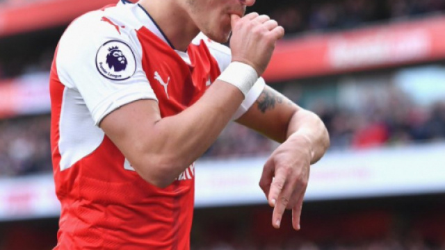 Mesut Ozil ne devrait pas s'&eacute;terniser &agrave; Arsenal et devrait partir l'&eacute;t&eacute; prochain, au terme de son contrat.