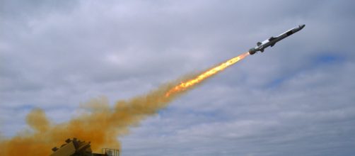 Image of a missile launch by Mass Communication Specialist 2nd Class Zachary D. Bell [via Wikimedia]