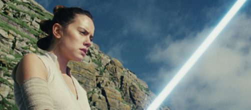 Star Wars: The Last Jedi' Review: Rian Johnson Steers the Ship ... - variety.com