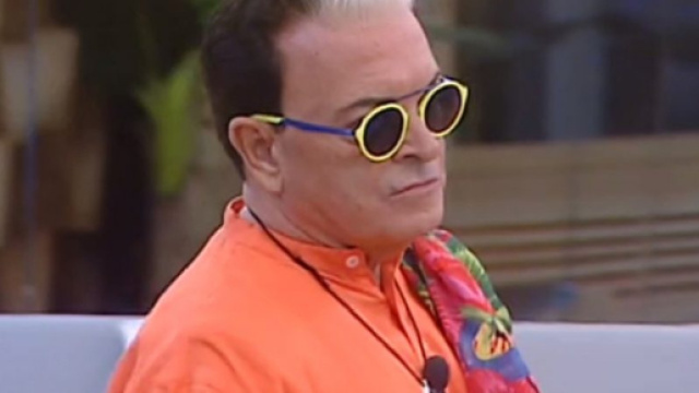 Malgioglio svela il mistero dell'armadio