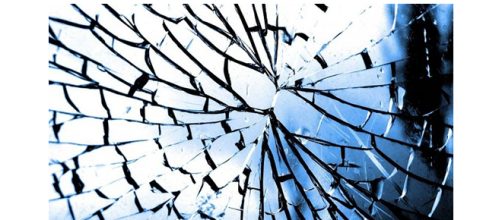 supersti&ccedil;&otilde;es: quebrar espelho, "quebra a alma"