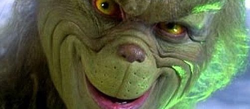 'How the Grinch Stole Christmas' is a good movie to watch over the holiday [Image: Movieclips/YouTube screenshot]