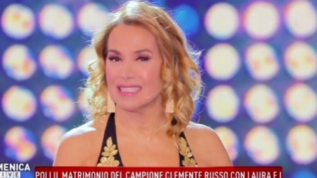 Cancellato Domenica Live | Pausa natalizia | In onda gennaio 2018