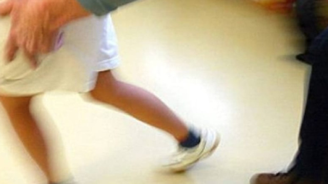 Torino madre offre la figlia al suo amante - today.it