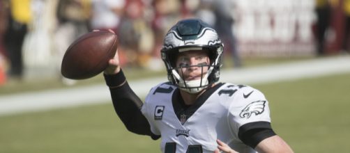 Carson Wentz v Redskins 2017 / Photograph Wikipedia