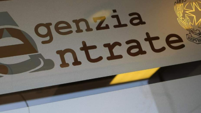 Agenzia delle Entrate: documento truccato per vincere una causa a Bari fa scalpore