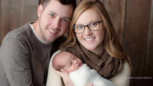 Ecco la famiglia al completo, con la piccola Emma