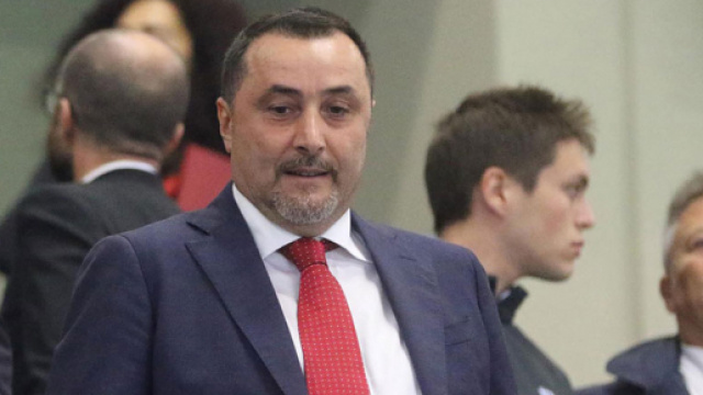Preparatore atletico e allenatore sostituiti, ma i risultati continuano a non arrivare: Mirabelli rischia