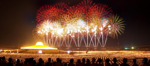 "Great Tips For a Sober New Year's" [photo via pexels.com]