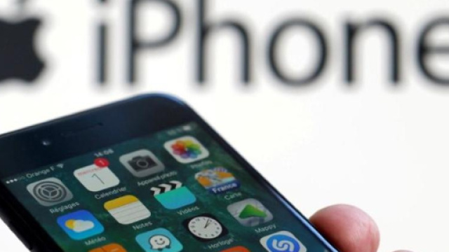 Apple: il comunicato ufficiale sulla questione degli iPhone lenti.