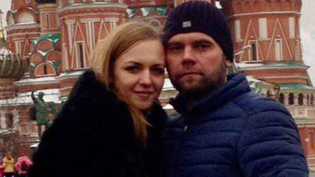 Donna uccisa dal marito con le mani e filmata - mirror.co.uk