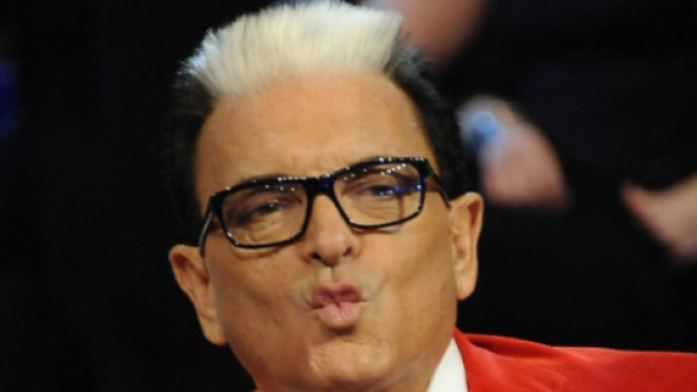 Nell'inutile GF Vip Malgioglio sembra un gigante - Libero Quotidiano - liberoquotidiano.it