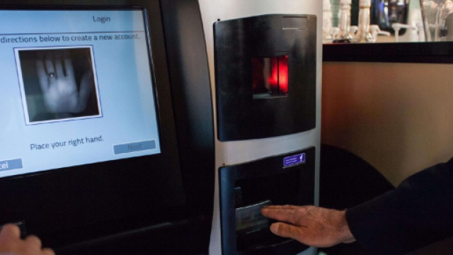 Sportello bancomat per Bitcoin a Milano