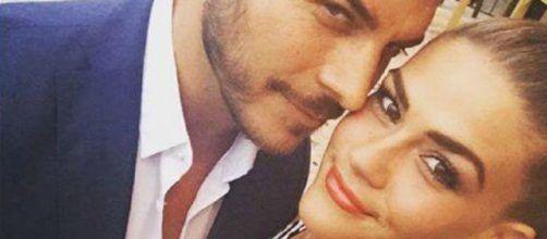 Jax Taylor and Brittany Cartwright pose for a selfie. [Photo via Instagram]