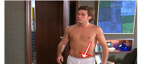 O ator F&aacute;bio Assun&ccedil;&atilde;o surge de cueca na novela Celebridade. (Foto: Reprodu&ccedil;&atilde;o/Globo)