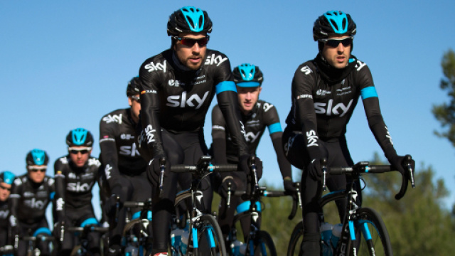 I corridori del Team Sky, squadra di Chris Froome