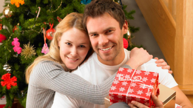 Il Natale stimola l'accoppiamento e la procreazione, ecco perch&eacute;